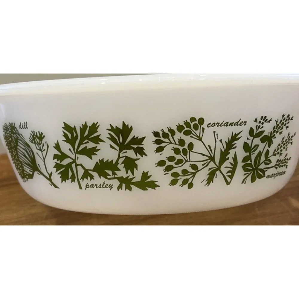 Vintage Glasbake Milk Glass 2 Qt Casserole Dish 